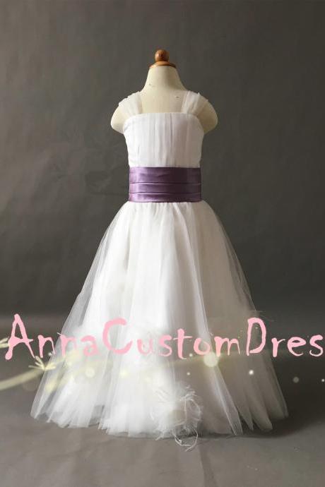 Straps Floor-length Ivory Tulle Flower Girl Dress with Light Purple Sash