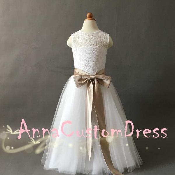 Scoop Floor-length Ivory Lace Tulle Flower Girl Dress with Champagne Sash
